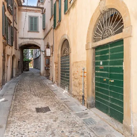 Golden Chic - Citta Alta Apartment Bergamo Exterior photo